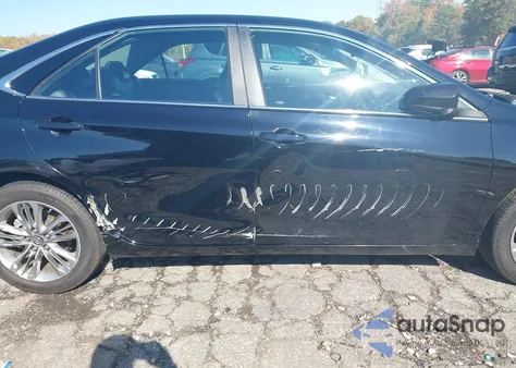 2017 Toyota Camry Se z USA, uszkodzony, nr VIN 4T1BF1FK6HU800484